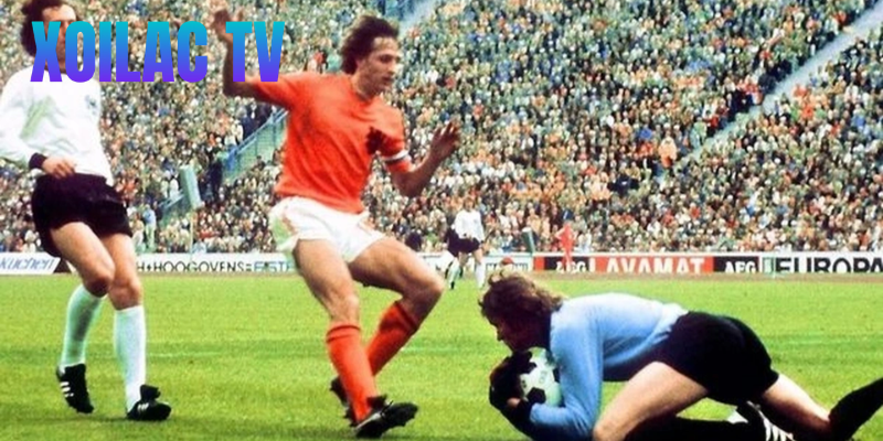 Vì sao chỉ có số ít HLV có thể áp dụng Total Football vào đội bóng?